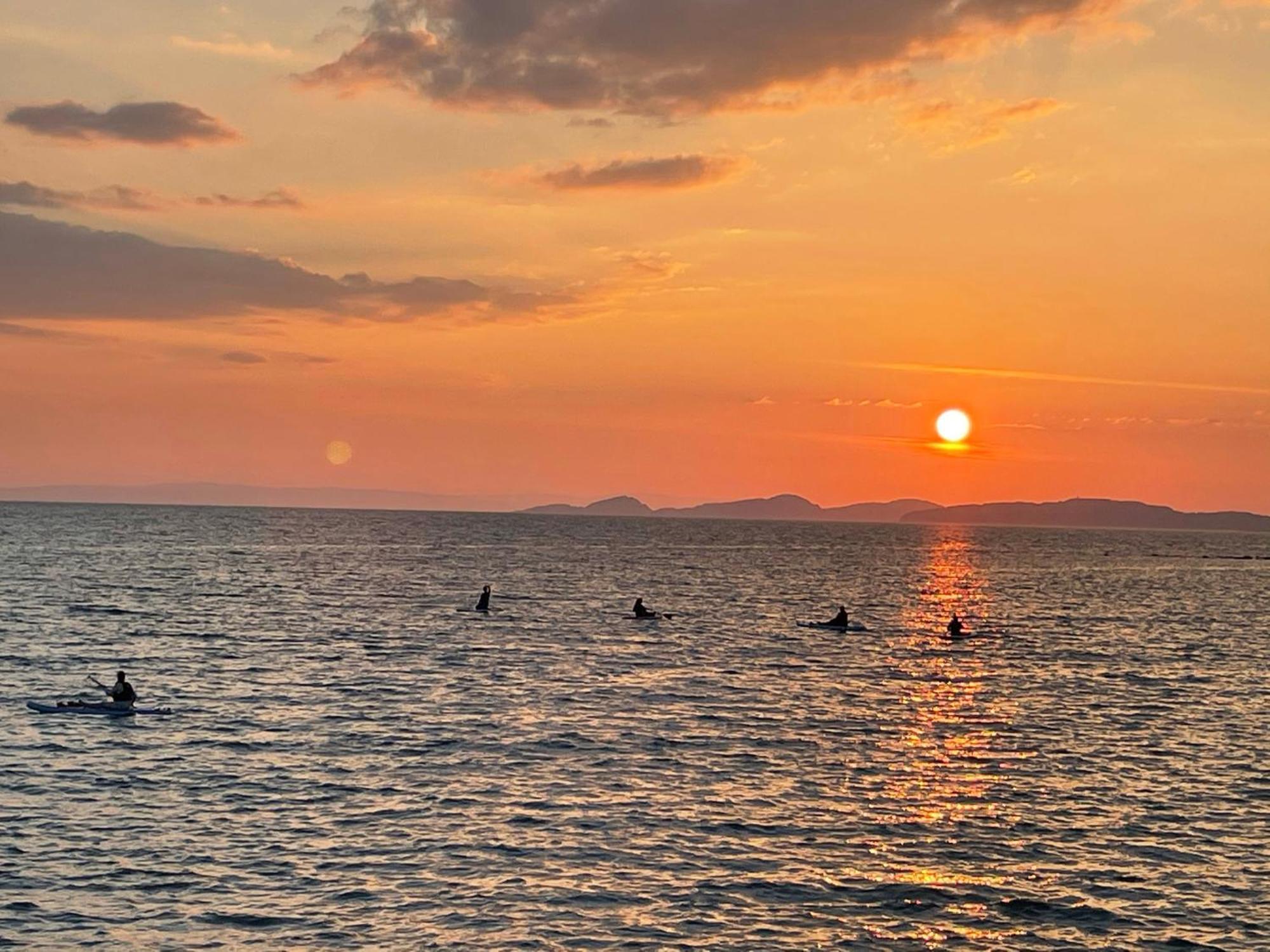 No27 Ayr Beach - Coorie Doon Stays 外观 照片